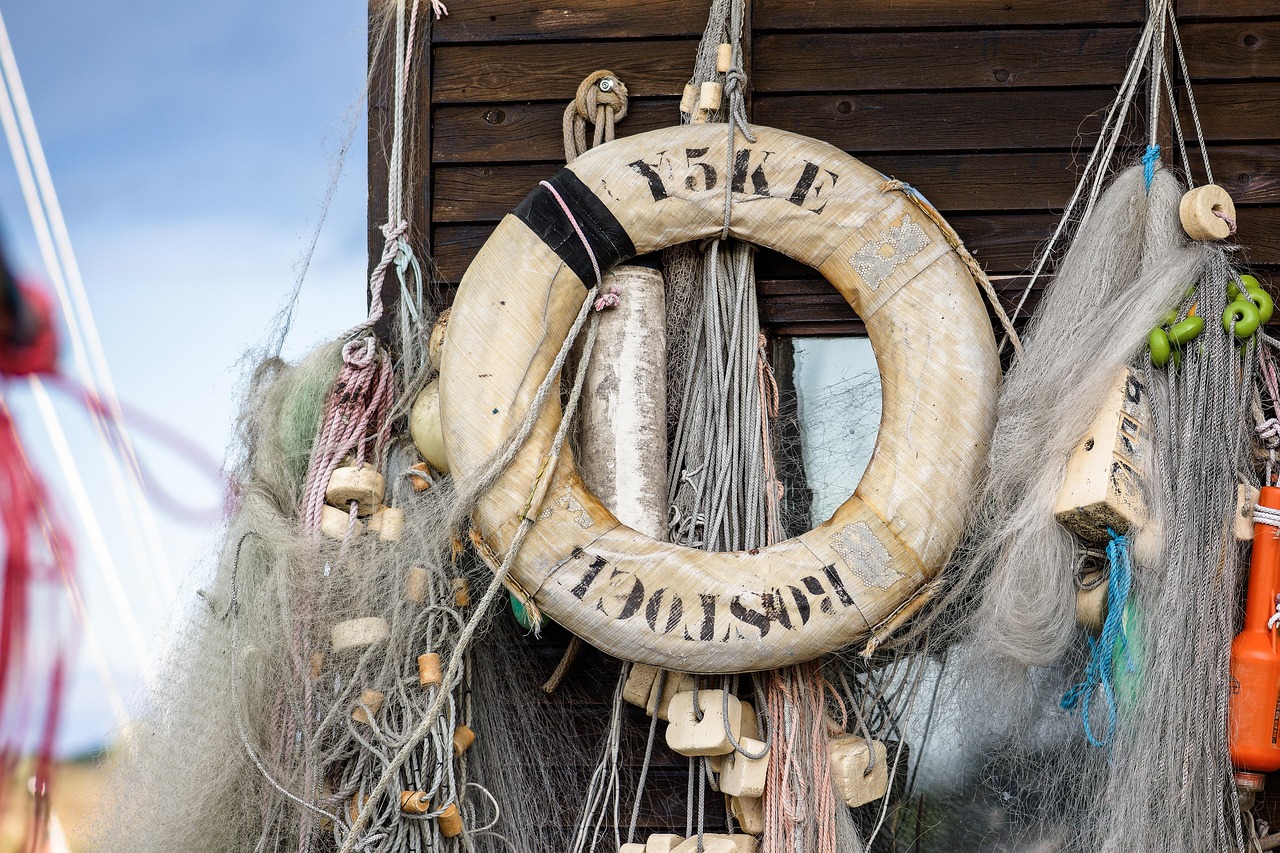 如何建立游戏技术支持的监管和管理机制