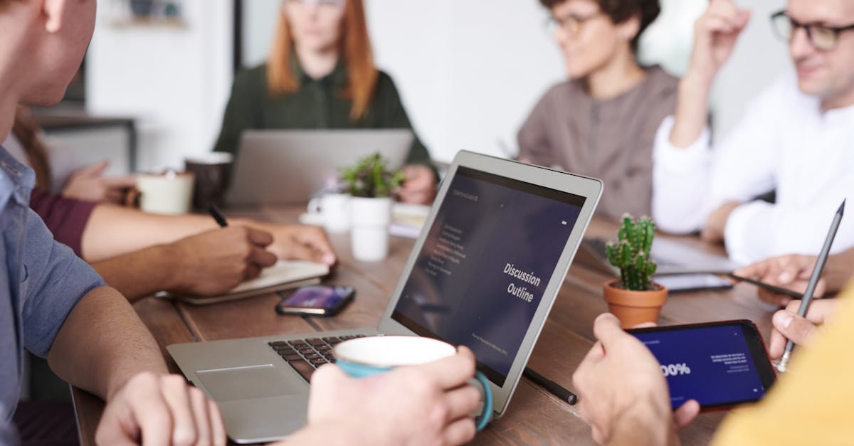 如何才能降低玩家使用技术支持辅助的风险和影响？