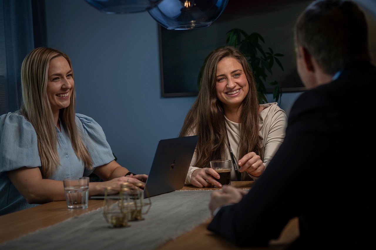 宇宙ip实名账号:电视猫手机app详情下载教程