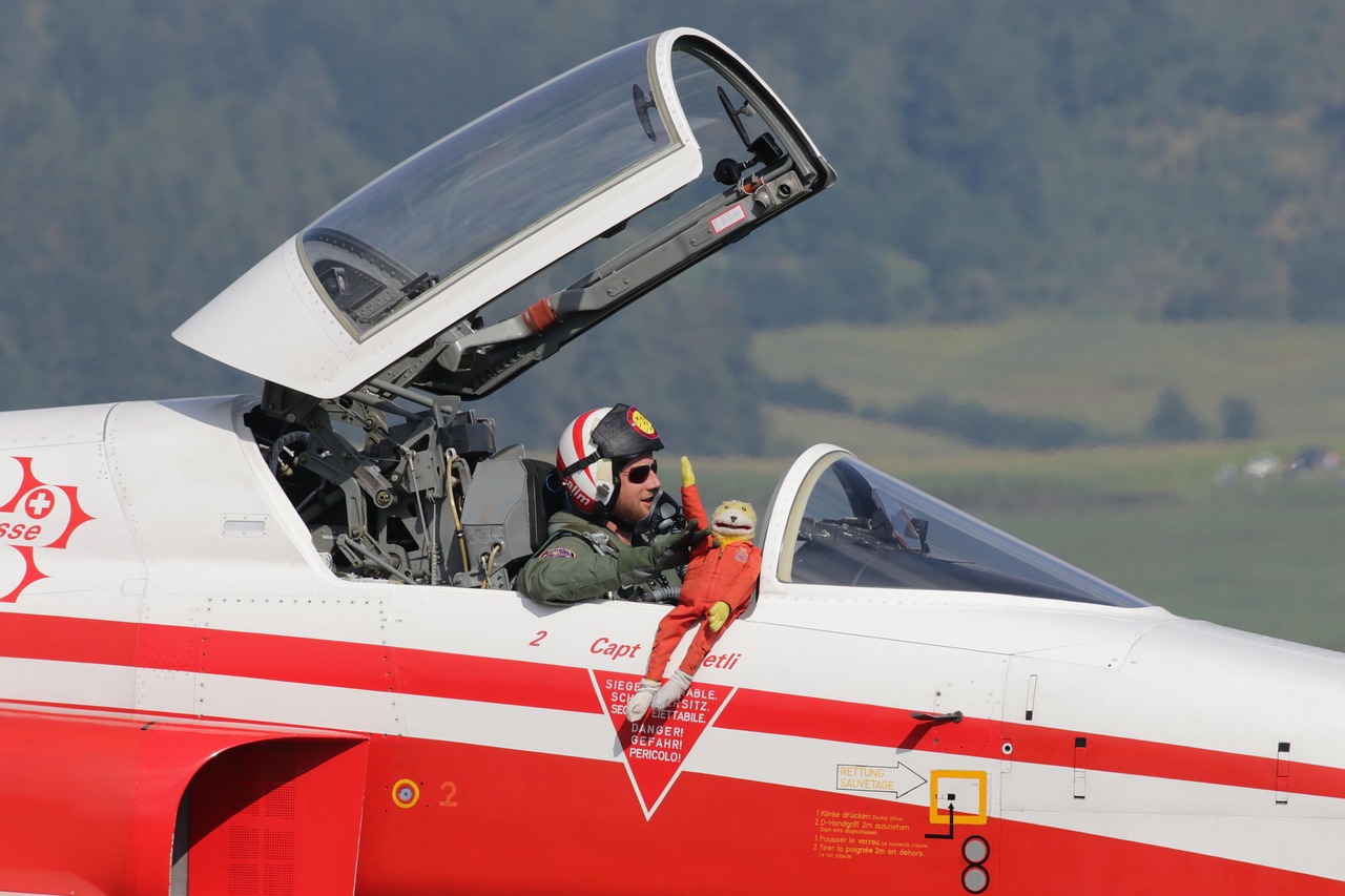 芝麻开门实名账号：流量卡在智能手表中的使用情况