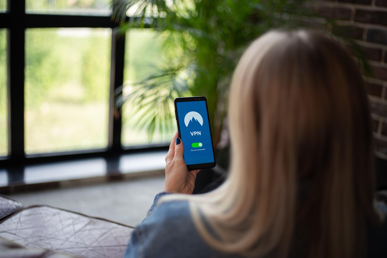 免费攻击网站|浏览器扩展和黑客插件的安全问题